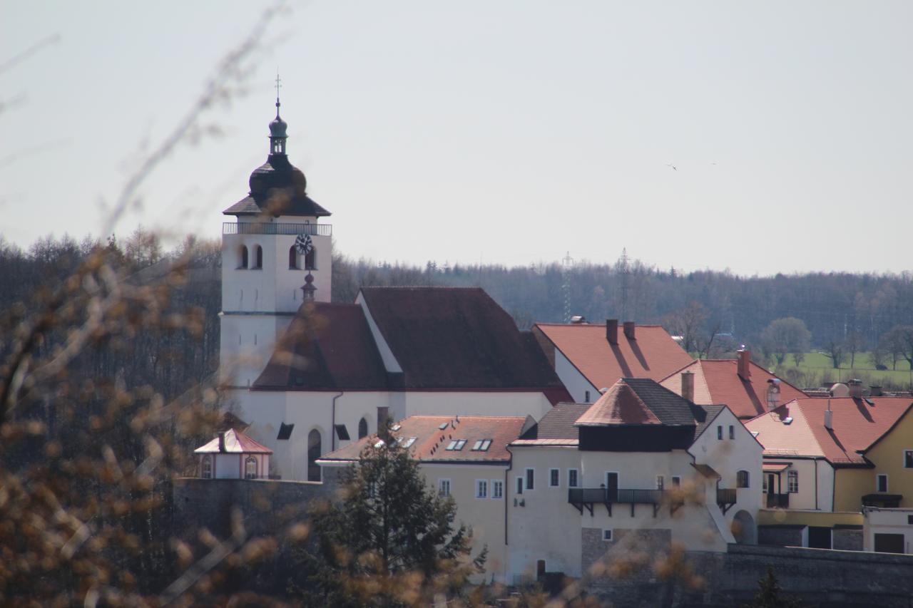 Hotel Rambousek Nové Město nad Metují Kültér fotó