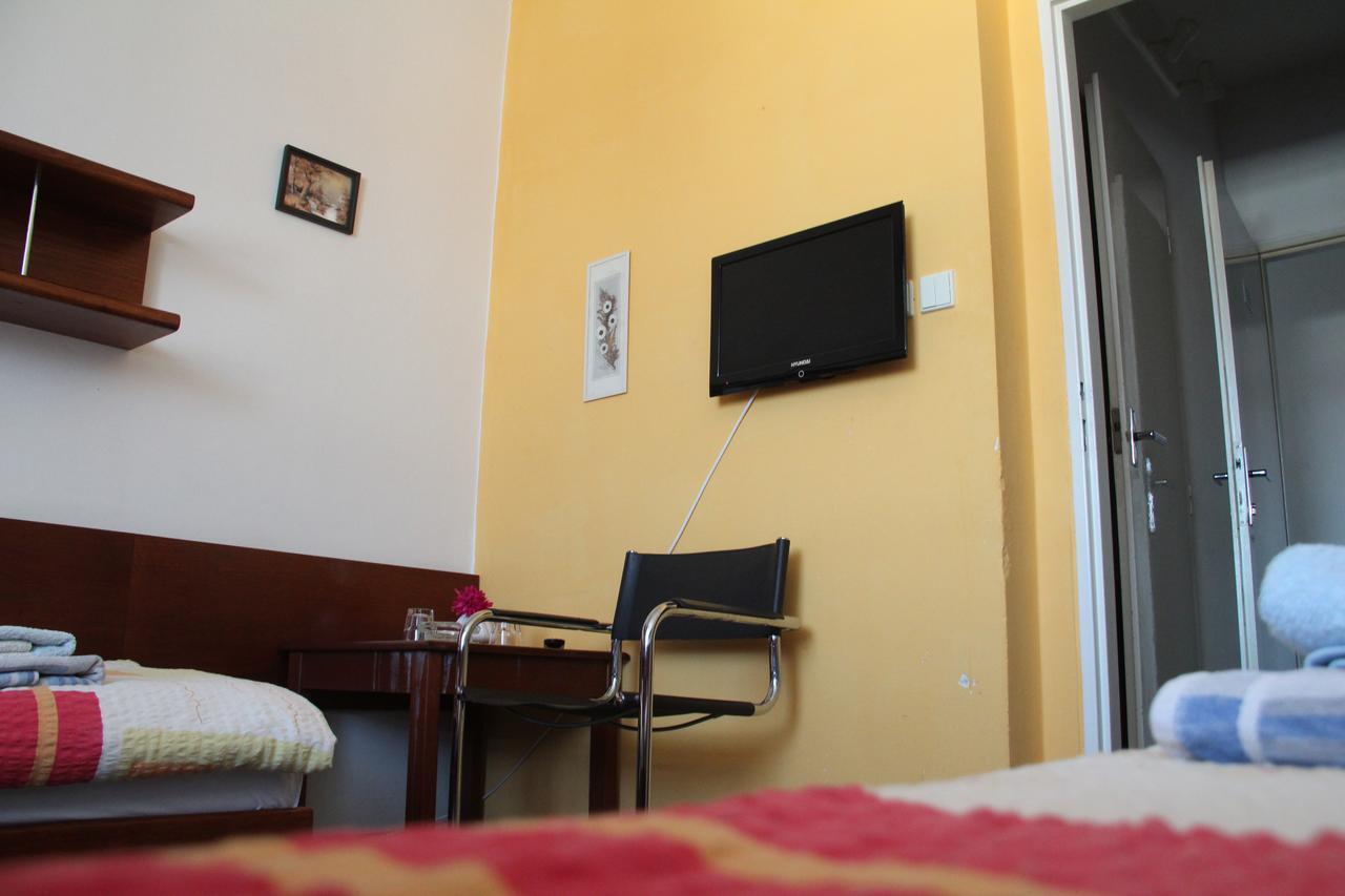 Hotel Rambousek Nové Město nad Metují Kültér fotó